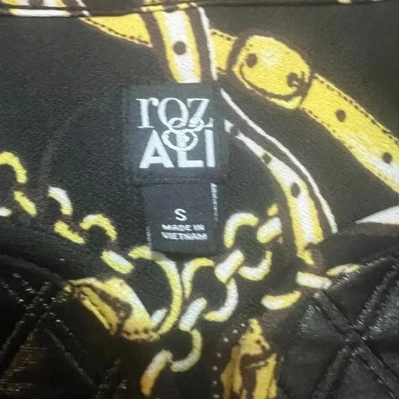 ROZ & ALI JACKET BLACK AND GOLD PRINT QUILTED LONG POCKETS SIZE SMALL - Picture 6 of 10